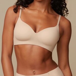 Harper Wild Base Wirefree T-shirt Bra 34D Beige